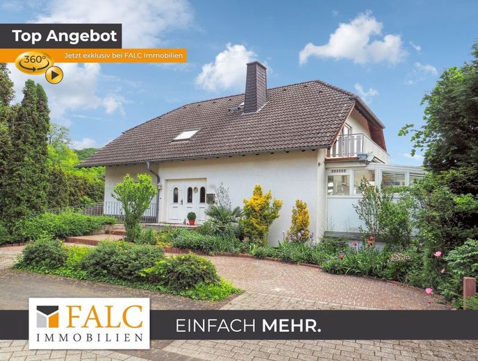 Großzügiges Anwesen im Kurort Bad Bodendorf – Titel