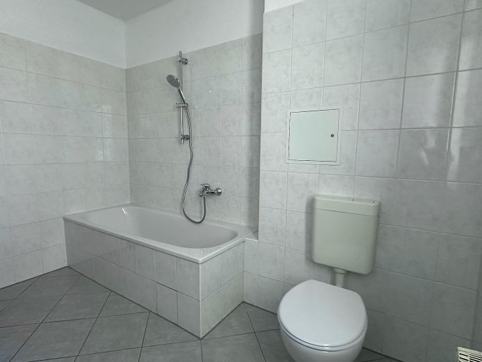 Badezimmer 1