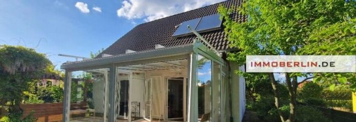 IMMOBERLIN.DE - Sehr angenehmes Einfamilienhaus mit Südgarten