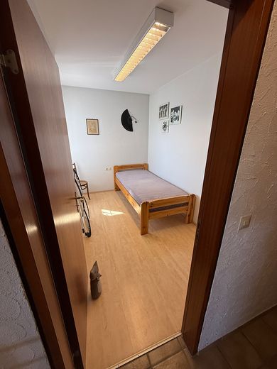 4 Zimmer mit Aussicht – Terrasse, Wärmepumpe, Garage und Stellplatz inklusive – Schlafzimmer 3