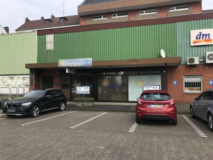 Kfz - Stellplätze mitten in Bielefeld - Brackwede – Foto 1
