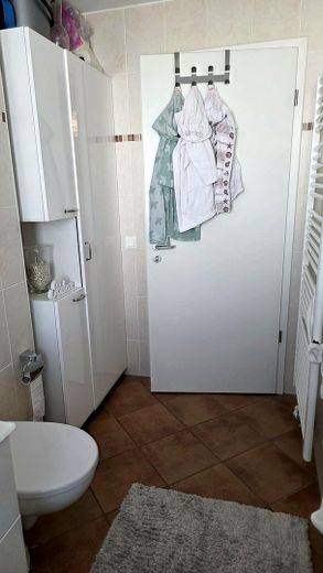 Von Privat sonnige 4-Zimmer Wohnung in bester Lage in Haar – Foto 17