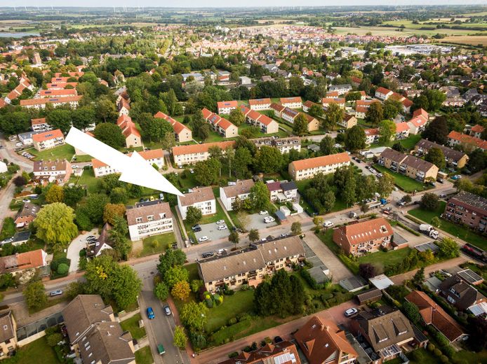 Seltene Gelegenheit: 12 Wohneinheiten in Ostseenähe provisionsfrei kaufen – Luftbild - Stadt