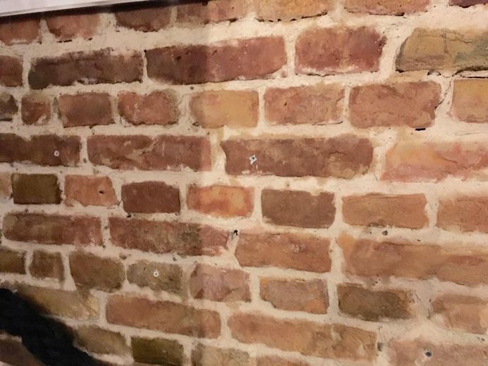 Sandgestrahlte Ziegel