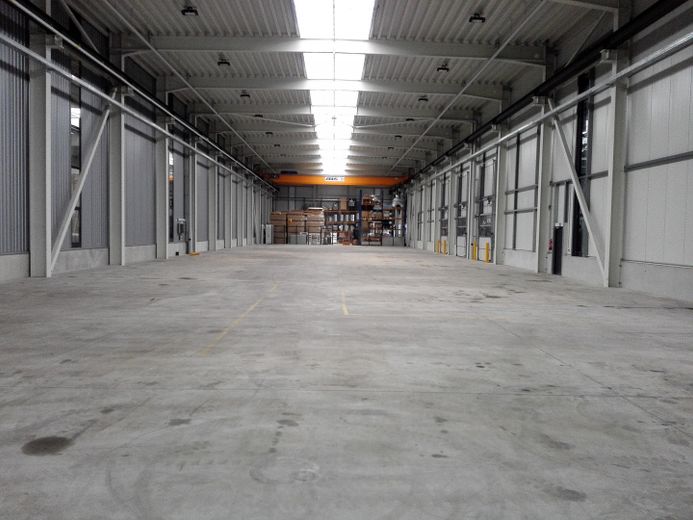 Halle 2