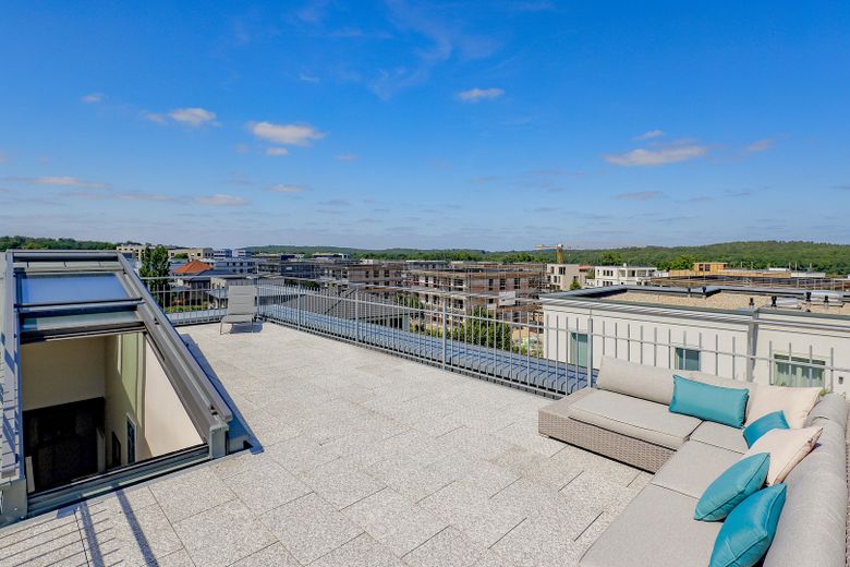Jungfernsee'de çatı teraslı olağanüstü penthouse – Fotoğraf 4