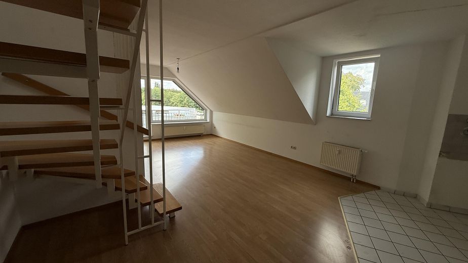 Wohnzimmer vom Flur aus