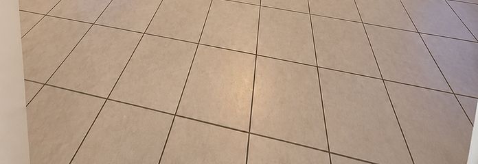 Appartement en copropriété de 3 pièces bien entretenu avec cuisine équipée et place de stationnement à Büdingen-Rinderbügen