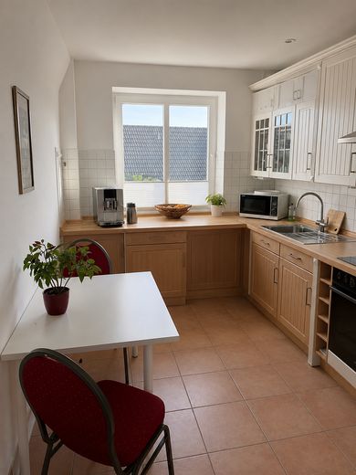 Großzügige, helle 3 Zimmerwohnung zum 01.10 oder 01.11 – Foto 7