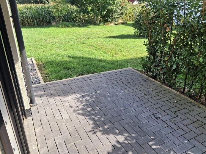 Moderne 3-Zimmer-Erdgeschosswohnung mit Terrasse und Carport in Bad Oeynhausen-Werste – Terrasse