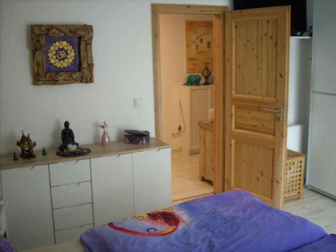 Einzigartige Lage! Freistehendes Einfamilienhaus am Waldesrand – Schlafzimmer