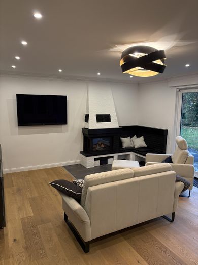 ***Appartement en copropriété exclusif à accessibilité facilitée avec paradis de jardin*** – Photo 1