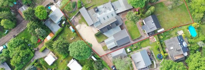 Großzügiges Anwesen in ruhiger Umgebung – Zwei Häuser, Atelier & traumhaftes Grundstück in Radebeul
