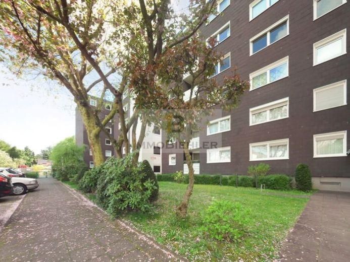 Sonnenbalkon, Panoramablick, Tiefgarage – Ihr neues Zuhause wartet! – Foto 1