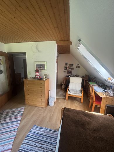 Zimmer oben links