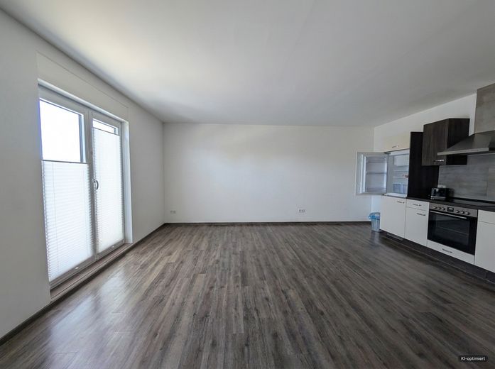 Schöne 3-Zimmer-Erdgeschosswohnung mit Terrasse und EBK – ca. 110 m² neuwertig – Foto 2