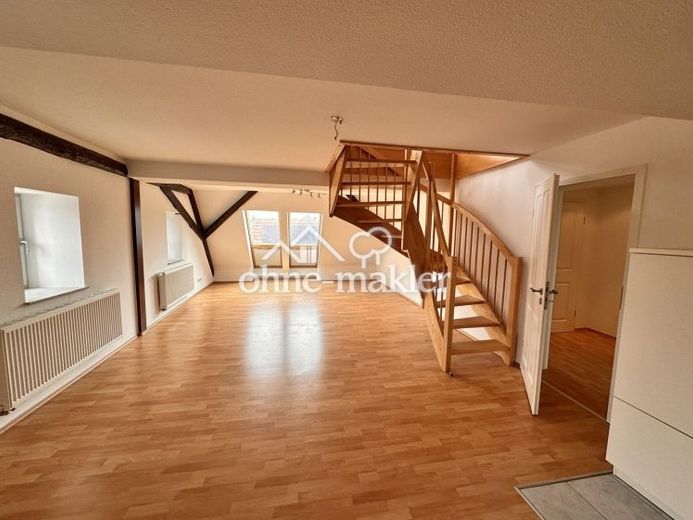Charmante Dachgeschoss-/Maisonettewohnung mit besonderem Raumgefühl – Foto 1