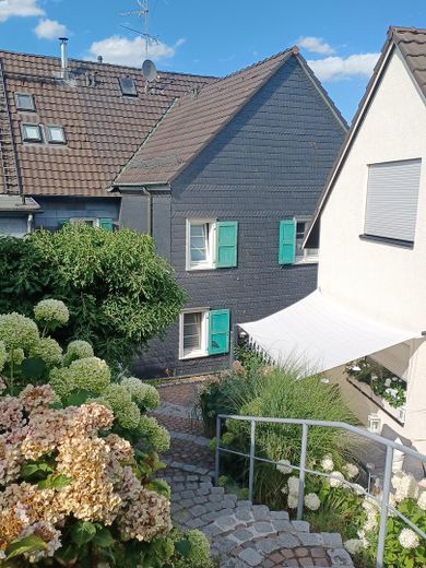 Sehr schöne vier Zimmer Wohnung im Bergischen Schieferhaus – Foto 15