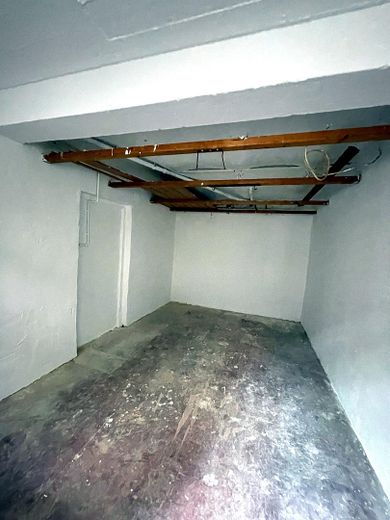 Garage 2