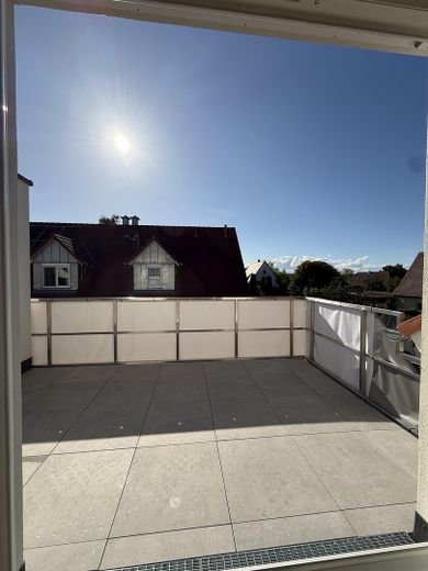 großer Balkon