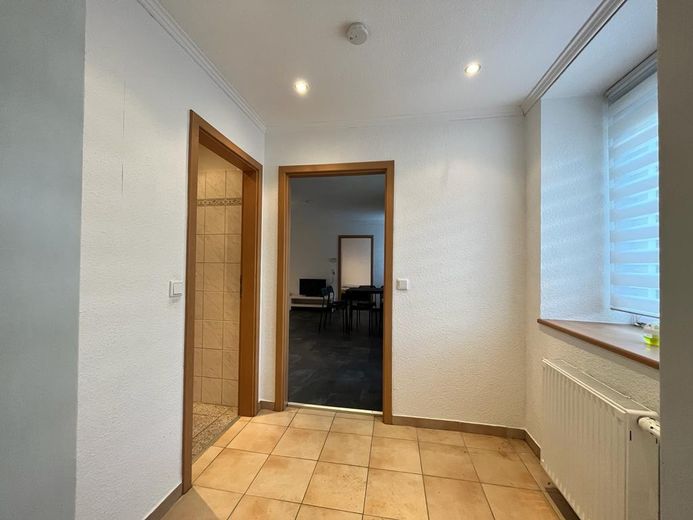 Schöne 2 Zimmer Wohnung mit Küche im Erdgeschoss – फोटो 12