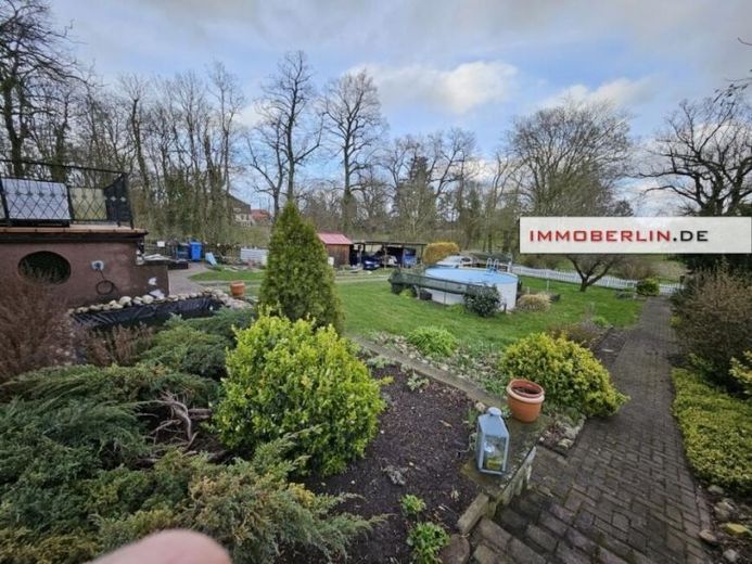 IMMOBERLIN.DE - Schönes Einfamilienhaus auf großzügigem Grundstück in ländlicher Lage – Foto 1