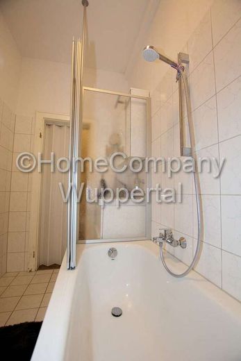 Appartamento moderno con DSL nelle vicinanze dell'Università di Bergisch – 9e356949d8d9925453a4ca26648fbe7832138cc0.jpg