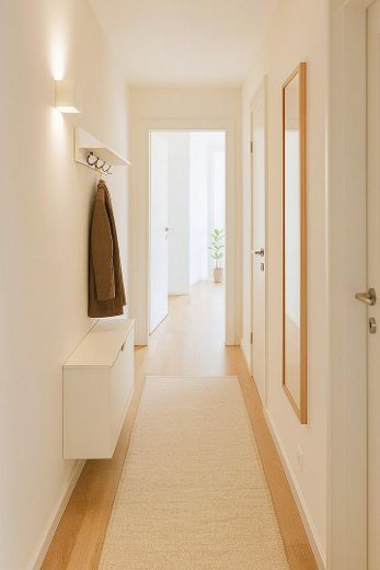 Moderne, großzügige 3-Zimmer-Wohnung in Hamburg-Borgfelde (Nähe St. Georg) zu vermieten – Flur 