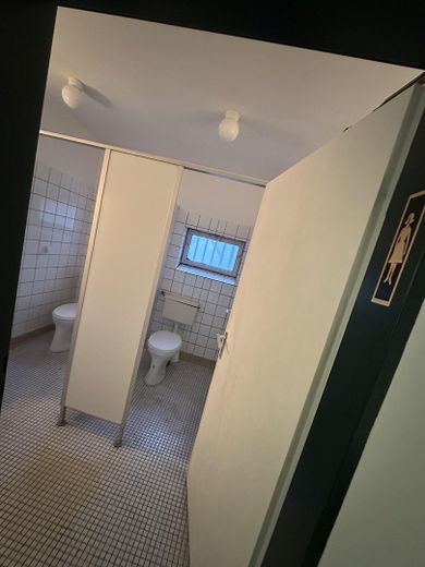 Ladenlokal Einzelhandel Halle Lager Praxis Gewerbe Gastro Sporthalle Freizeit zu vermieten – Foto 10