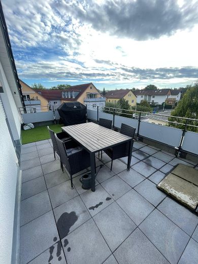 Appartement moderne de 3 pièces avec grande terrasse sur le toit – Photo 19