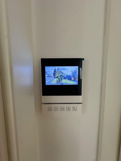 Sechs Videosprechanlagen 