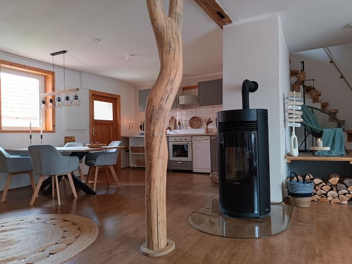 Wohnzimmer/offene Küche
