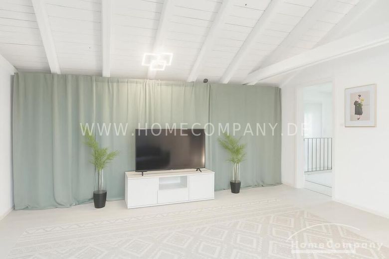 Voll möblierte Wohnung mit 5 Schlafzimmern, Balkon und Parkplatz in Höhenkirchen-Siegertsbrunn – ideal für WGs oder Familie – 122bdf049f1a5bfea2412cc8a13e94115f15d5b5.jpg