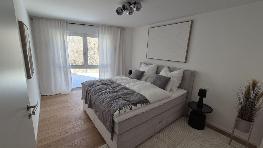 Möblierte Erdgeschosswohnung in ruhiger Lage - München Forstenried – Schlafzimmer