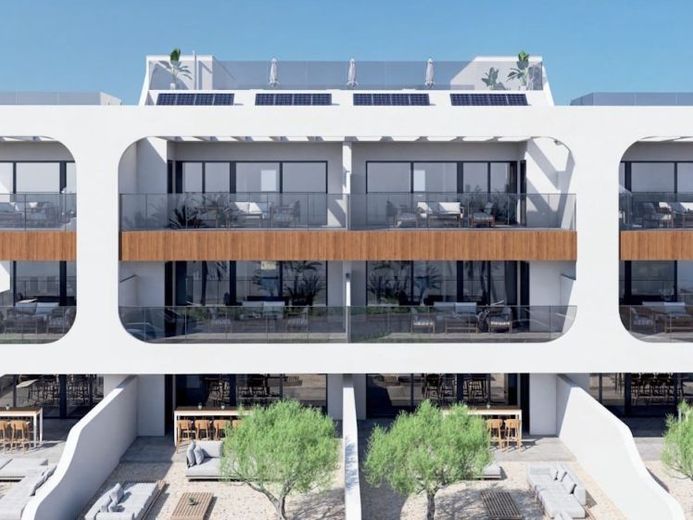 Penthouse-Wohnungen mit 3 Schlafzimmern, 2 Bädern, Dachterrasse, Tiefgaragenstellplatz und Gemeinschaftspool – Foto 1