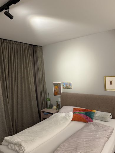 Wunderschöne teilmöblierte Wohnung im Herzen von Uhlenhorst zu vermieten – Фотографія 3