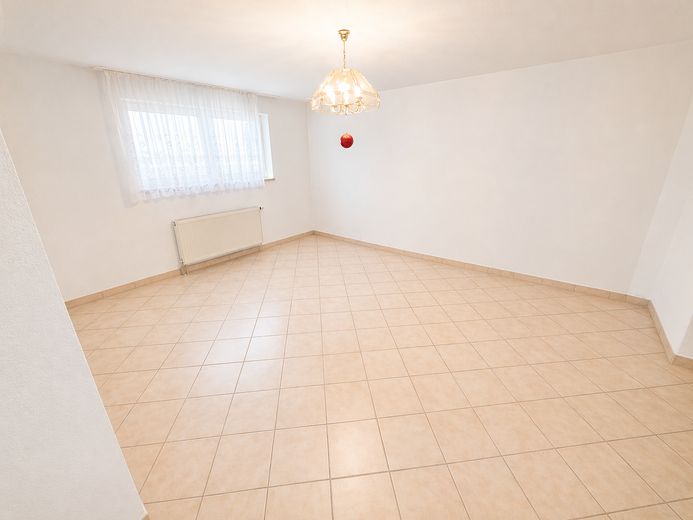 Kellerraum / Wohnraum im KG