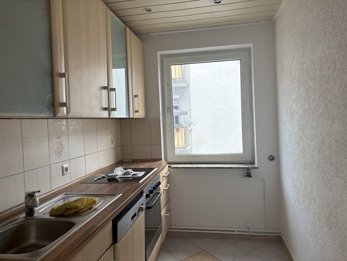Współdzielone mieszkanie 3-pokojowe w centrum Darmstadt – Küche