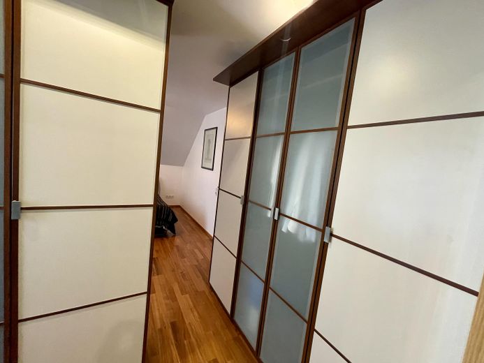 Ankleide-Schlafzimmer OG