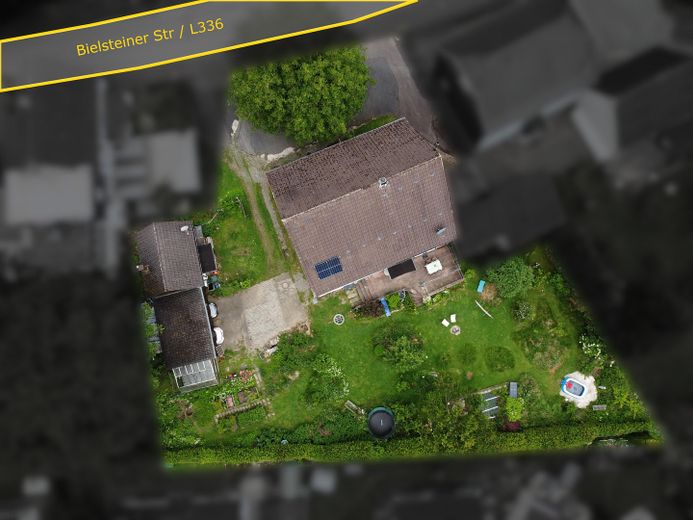 Fachwerkhaus mit Talblick - historisches Wohnen im Grünen bei Bielstein – Grundstück und Haus