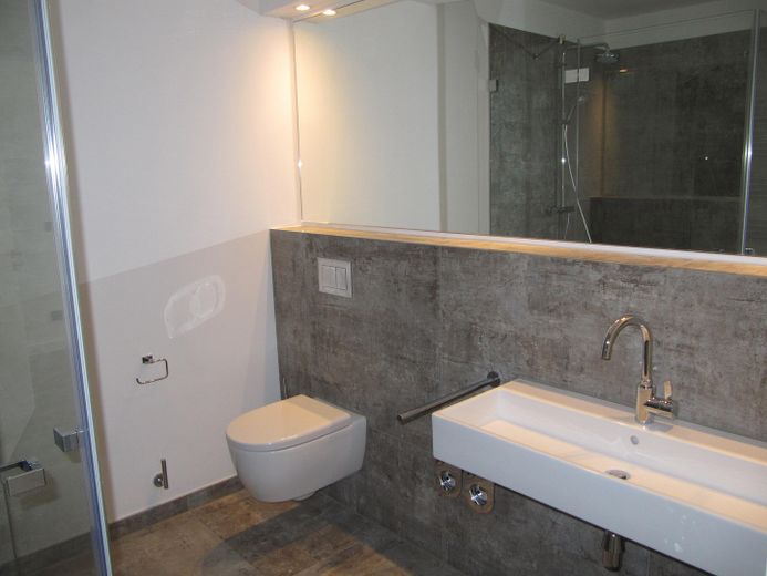 Lübeck Innenstadt (Altstadtinsel) Moderne 2 Zimmer-Komfort-Wohnung im Herzen von Lübeck – Badezimmer Ansicht 1