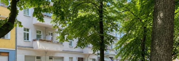 Bezugsfreies, großzügiges Altbau-Apartment im aufstrebenden Afrikanischen Viertel
