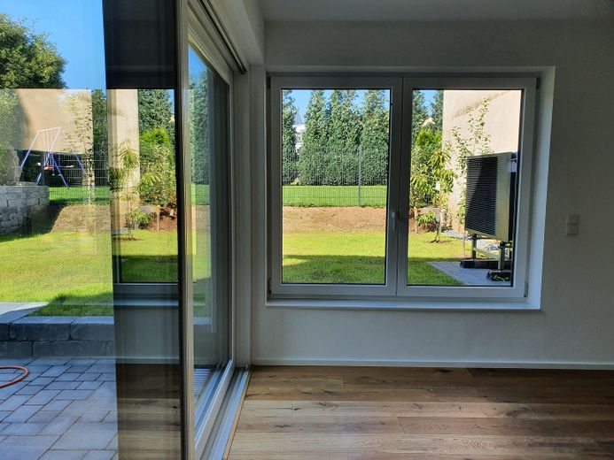 Ecke Wohnzimmer mit Garteblick