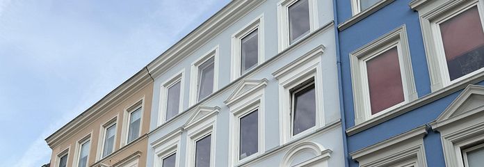 Многоквартирный дом с масштабной модернизацией, коэффициент 17,9, в Любеке – Vordere Fassade