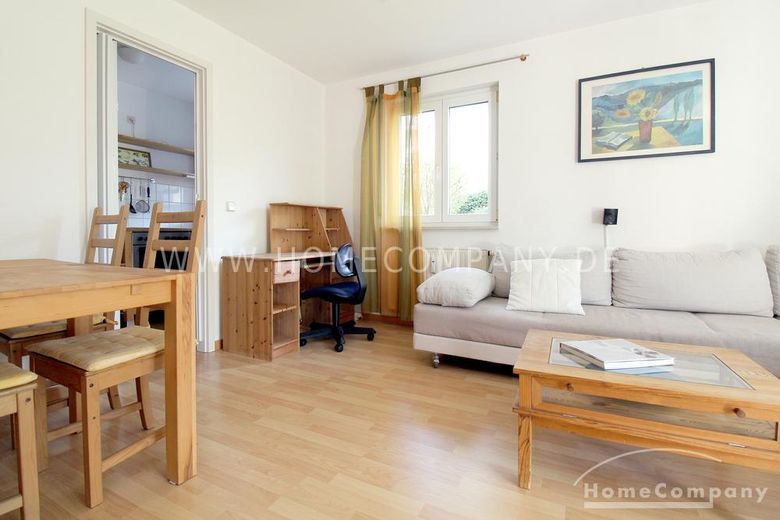12984 HomeCompany Dresden सुसज्जित/Furnished 2-कमरों का अपार्टमेंट Dresden-Striesen में, Großer Garten के पास, अधिकतम 2 व्यक्ति – d53762749d03f166b61c753d0b844389890875a2.jpg