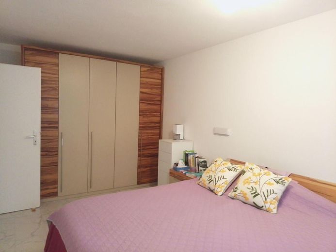 Geniş 4.5 odalı daire+bahçe+carport+teras+envanter !! – Schlafzimmer gross