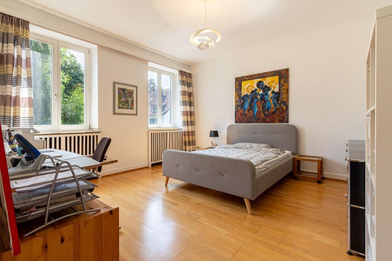 Hochwertiges Einfamilienhaus, 228 Wohnfl., 3 Etg., 5 Schlz., Terrasse, 2 Balkone, 3 Bäder & Sauna – फोटो 18