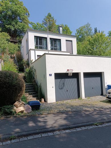 Straßenansicht