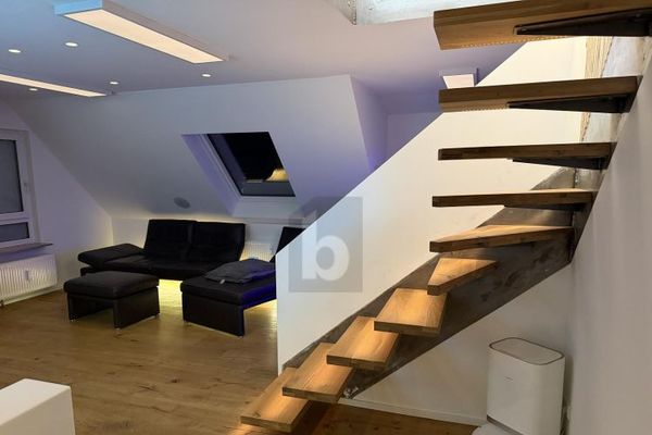 LUJOSO SMART-HOME CON EQUIPAMIENTO PREMIUM