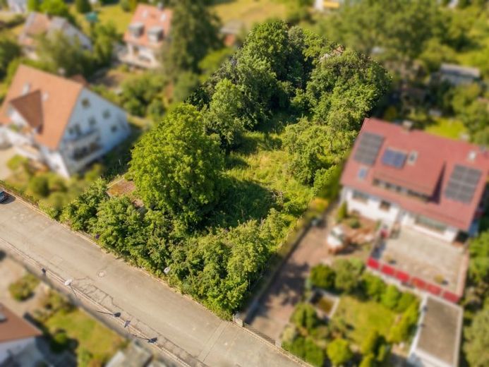 Baugrundstück in Hanglage mit Panoramablick – Foto 1